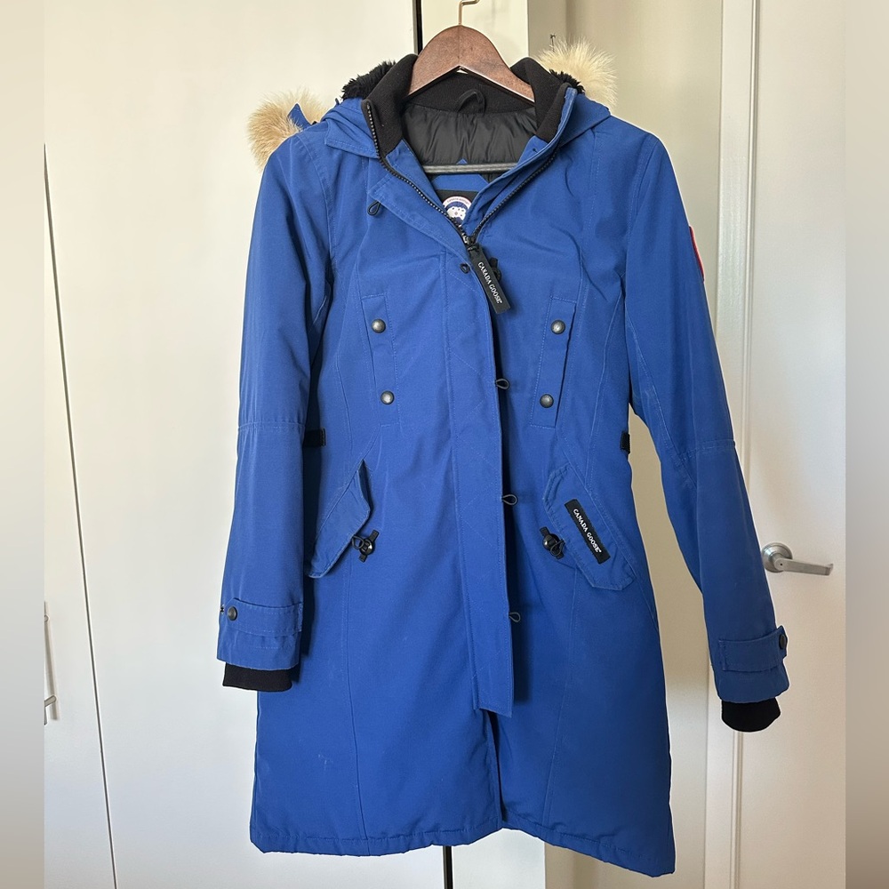 Women's CANADA GOOSE Royal Blue Parka Coat